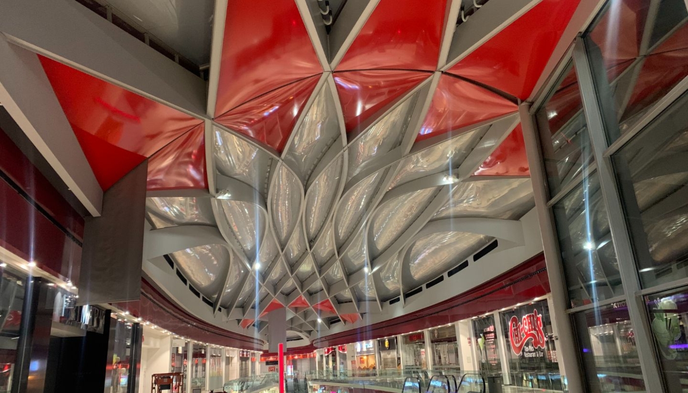 Plafond tendu coloré